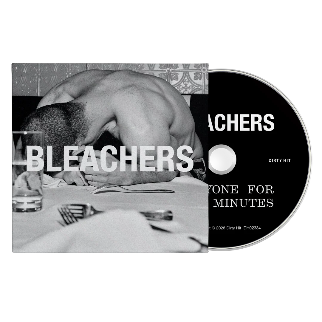 Bleachers - everyone for ten minutes - Image 4