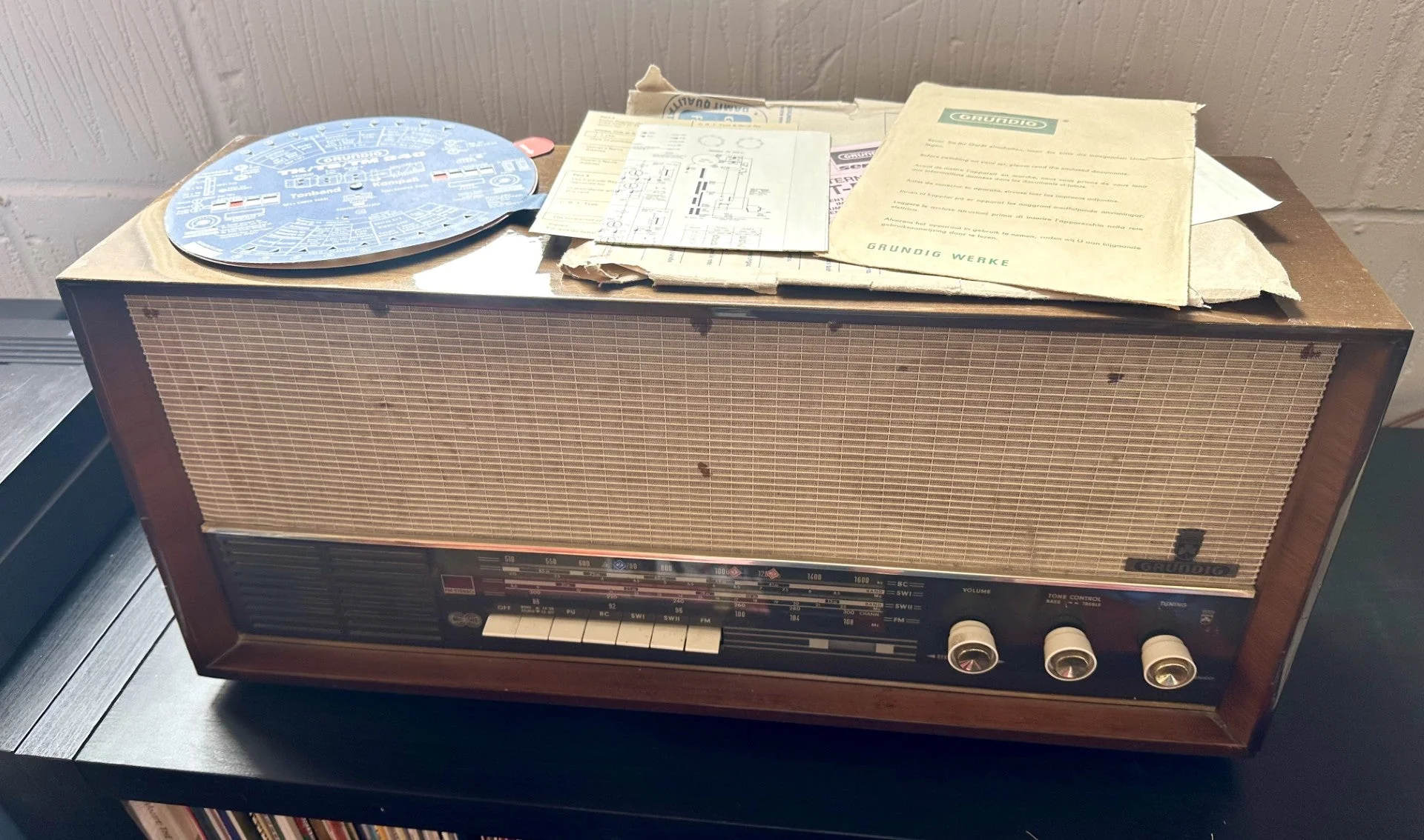 GRUNDIG - TYPE 4570 U/STEREO