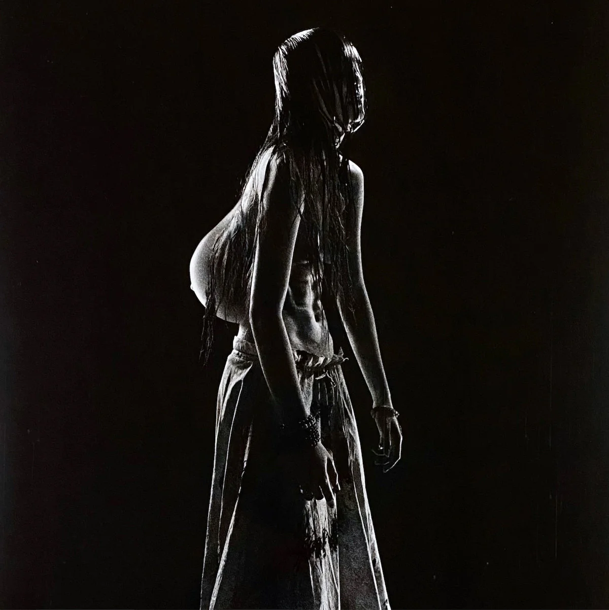 Sofia Isella - I Can Be Your Mother